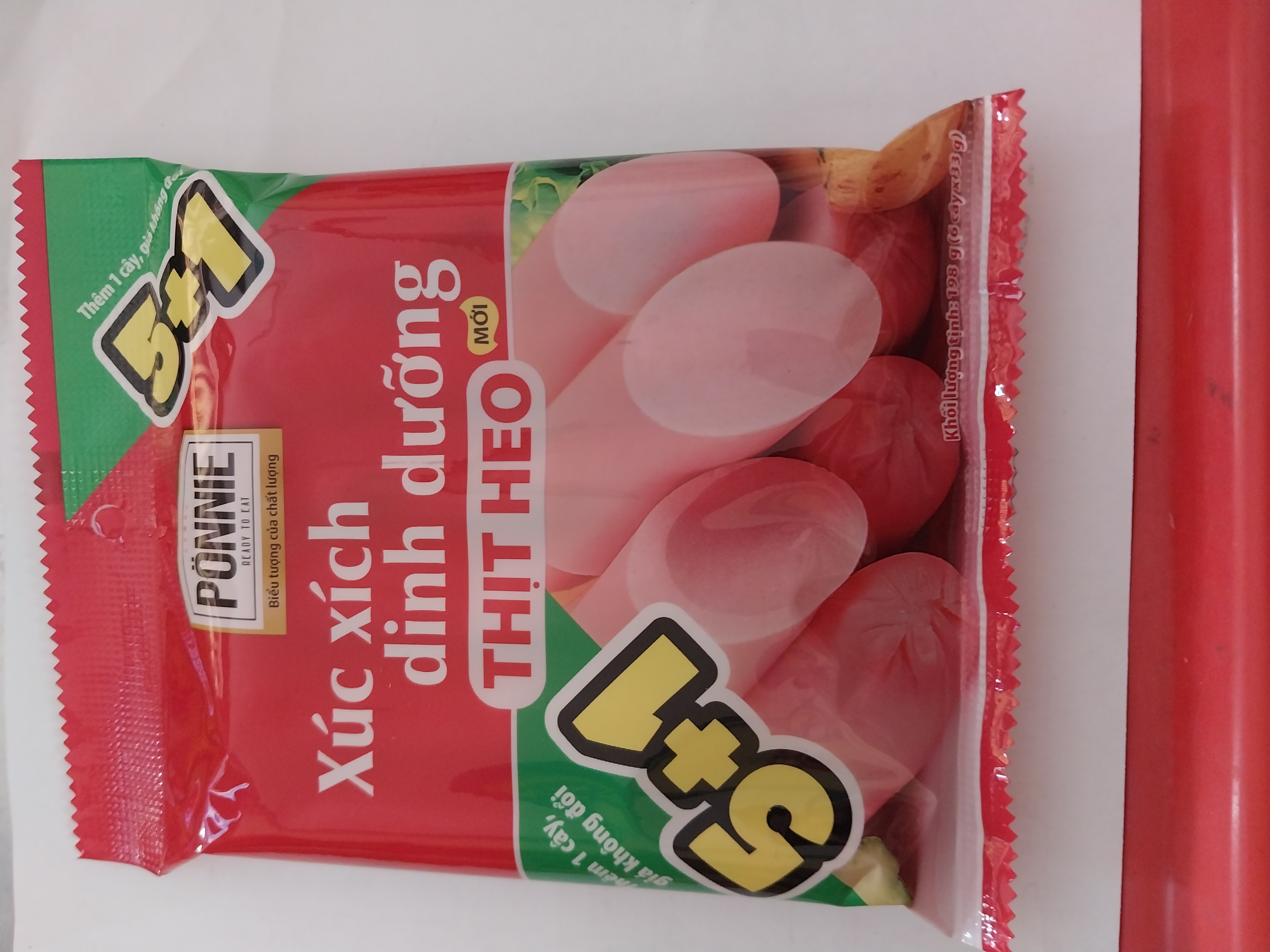 Xúc xích dinh dưỡng thịt heo