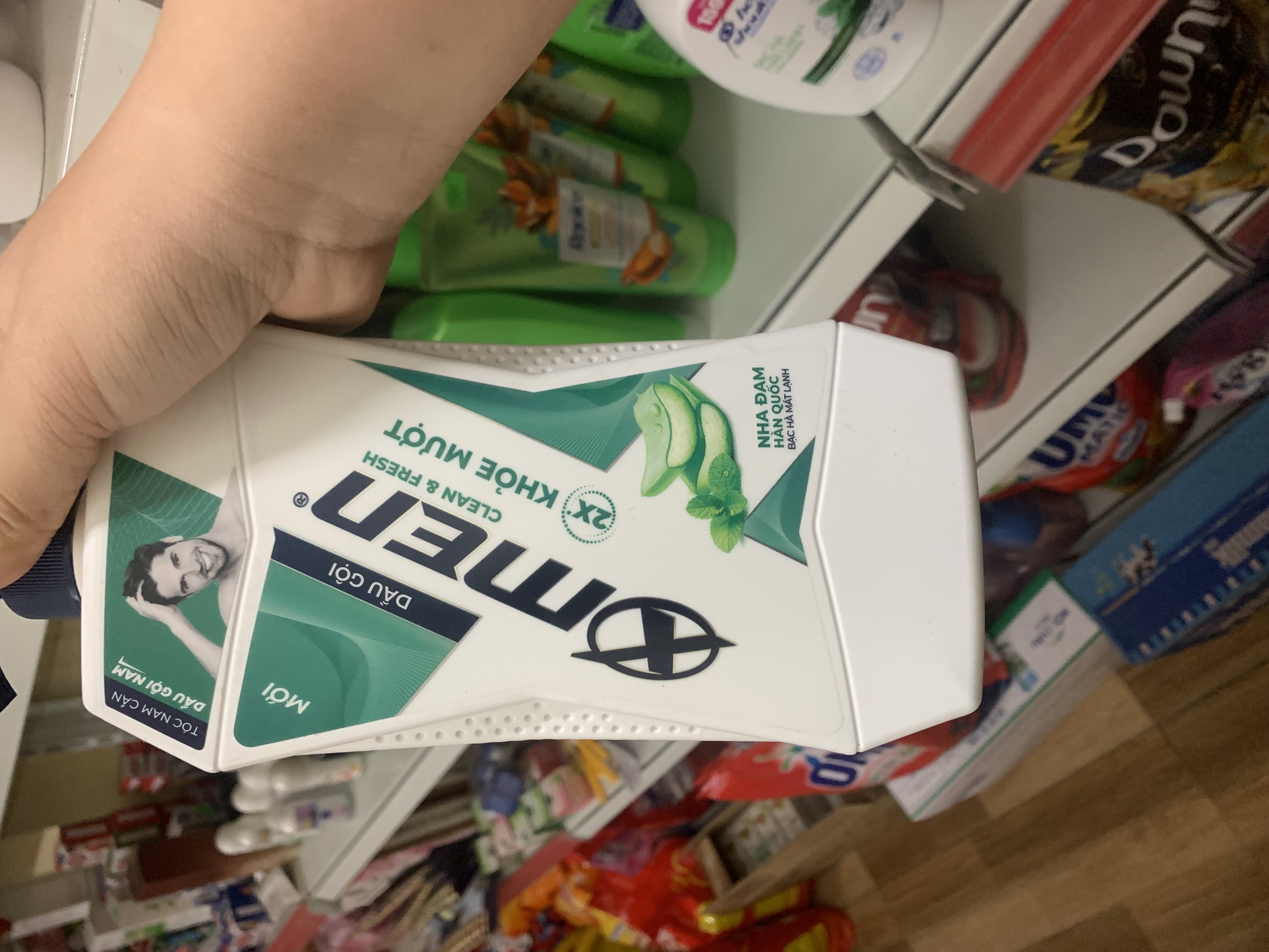 dầu gội  xmen x2  khỏe mượn nha đam Hàn Quốc mát lạnh bạc hà