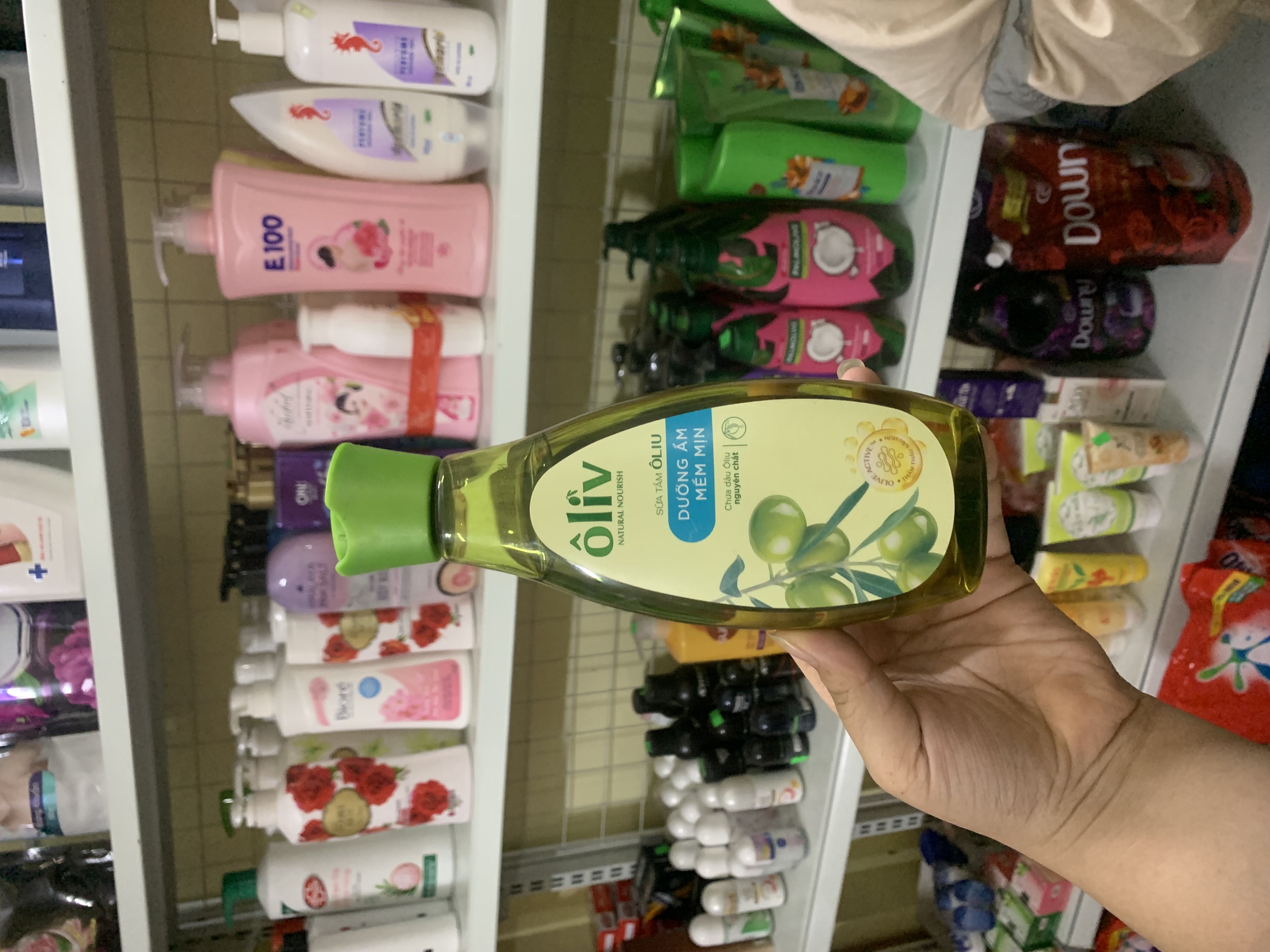 sữa tắm Oliv dưỡng ẩm mềm mịn